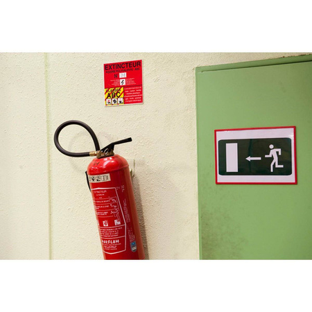 Ramka magnetyczna Tarifold naścienna A4 czerwony