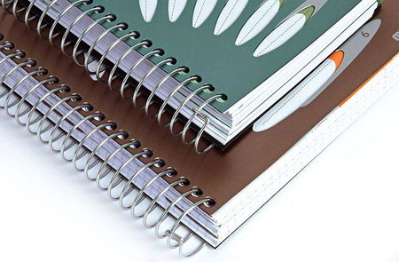 Kołonotatnik A4 150 kartek kratka Mintra Steel Class